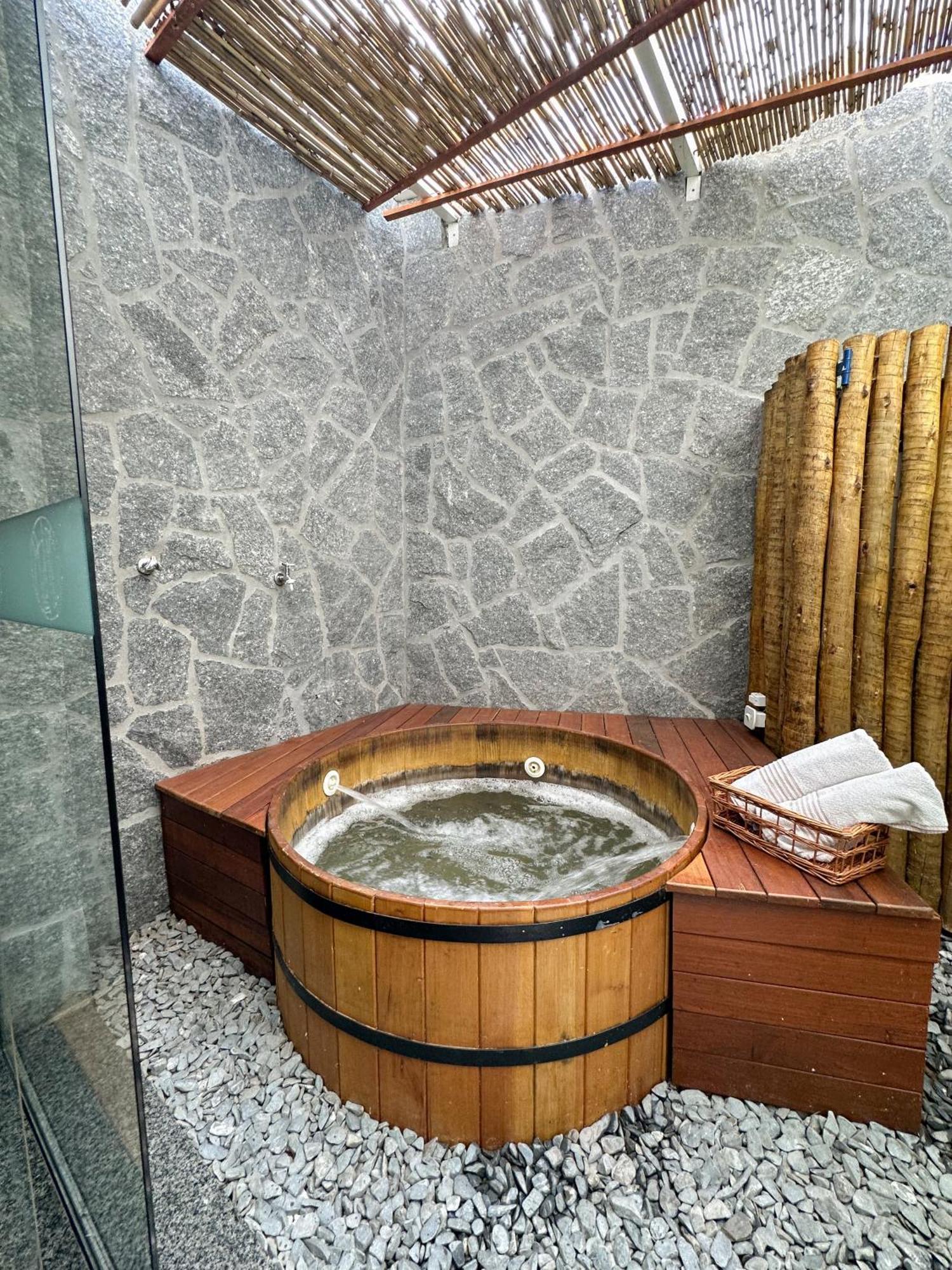 Passagem Concept Hotel e Spa Cabo Frio Buitenkant foto A modern spa